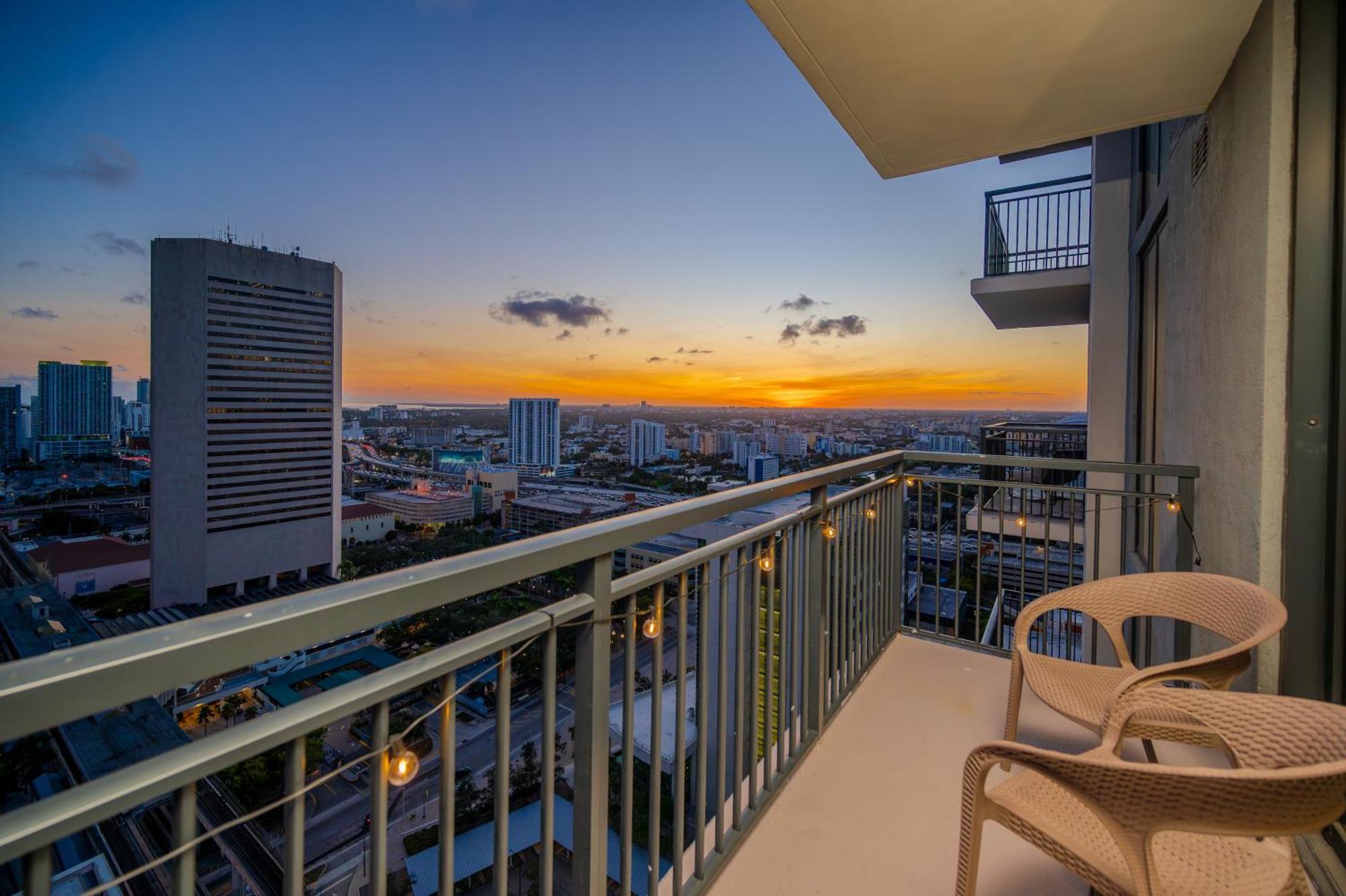 Luxury Brickell Area Jacuzzi Gym 2 Pools